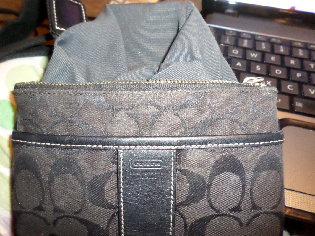 Today&#39;s Frustration... Coach bags! How to clean them and how to tell if they&#39;re real or fake!